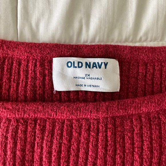 NWT Women's Old Navy Burgundy Sweater Size 2X - Picture 2 of 2